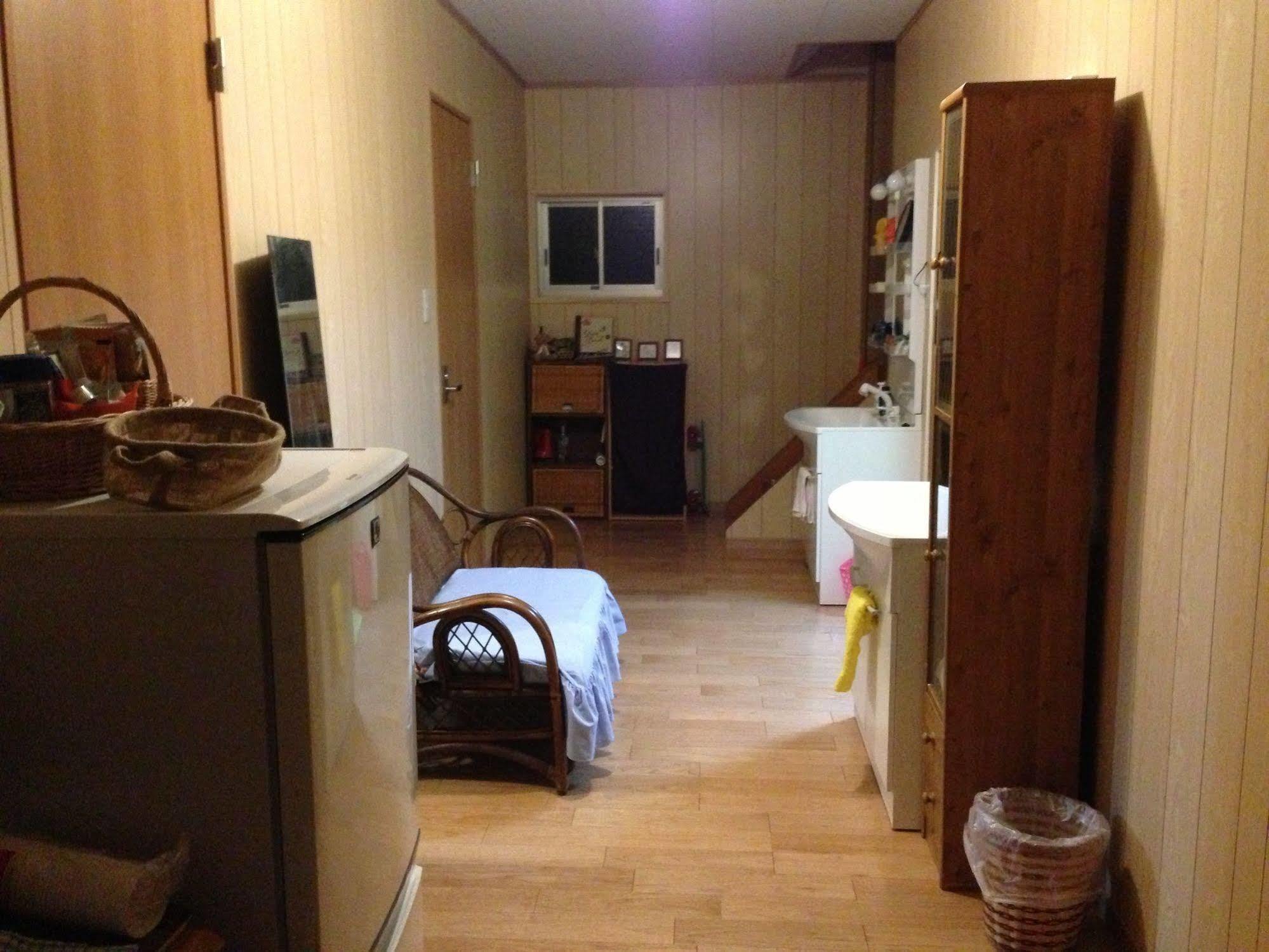 Goto Guest House Utojuku Exterior foto